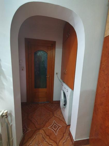 Apartament 2 camere zona Bulevard / Biserica Sf. Vineri , etaj 1 - 4