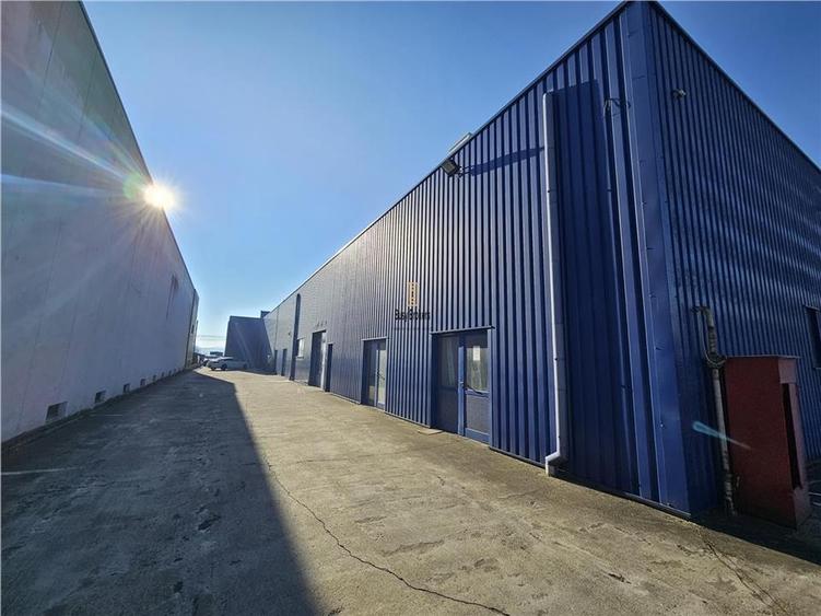 Spatiu Industrial - 1100 mp - Service Auto Complet Echipat - 11