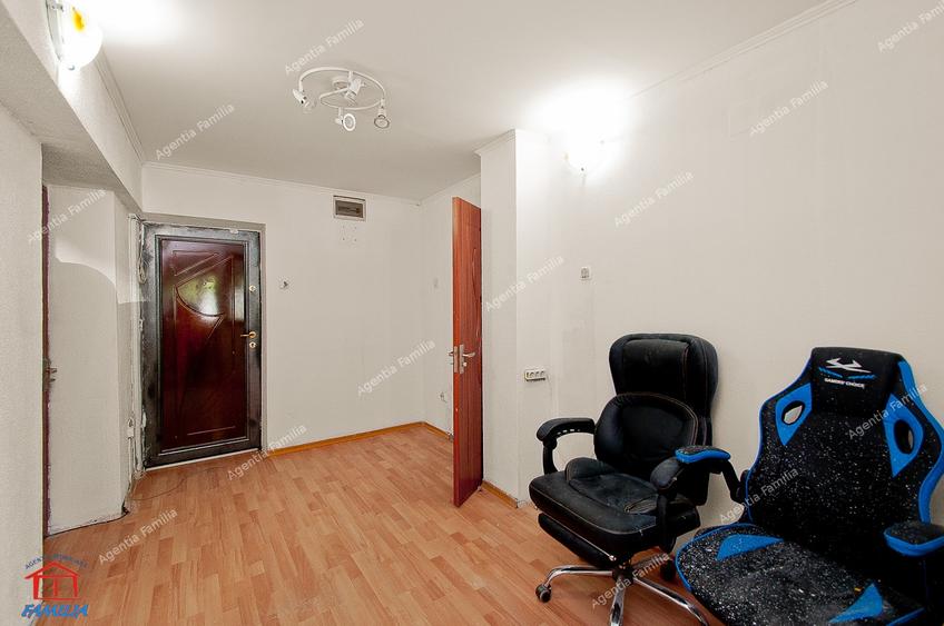 Spatiu comercial parter de bloc BR-uri Agentia de Voiaj - 8