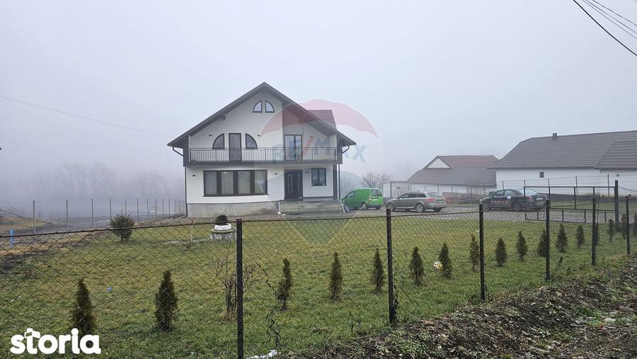 Casa / Vila de lux, Moara Nica, Suceava - 3
