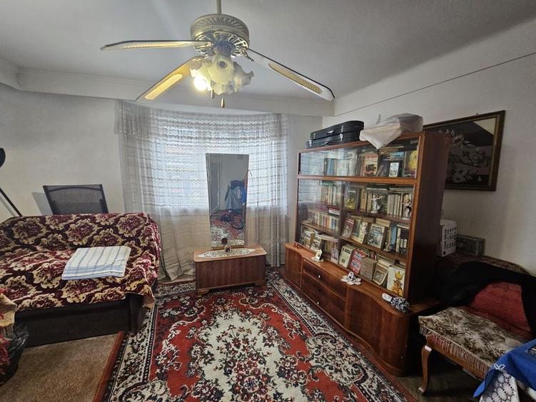 Apartament etaj casa cu teren 430 mp, N. Balcescu, stradal - 14