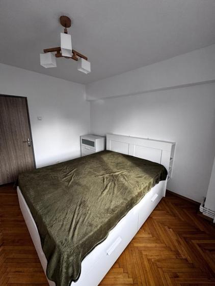 Apartament 3 camere, 64 mp, zona Calea Bucuresti - 2