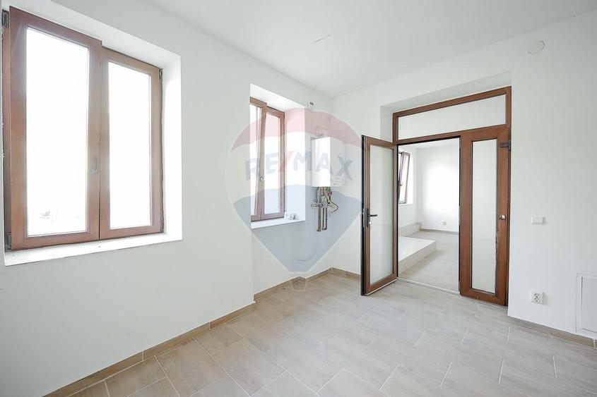 Spatiu Comercial De Vanzare, Ultracentral, Parcul Traian - 9