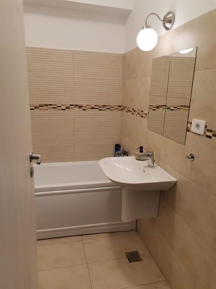 Inchiriez apartament 2 camere - 2