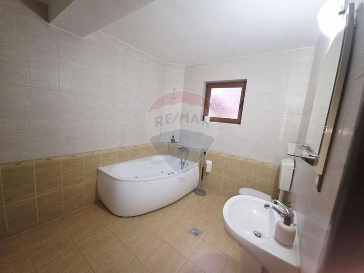 Casa /Vila de vanzare in Durau - 58