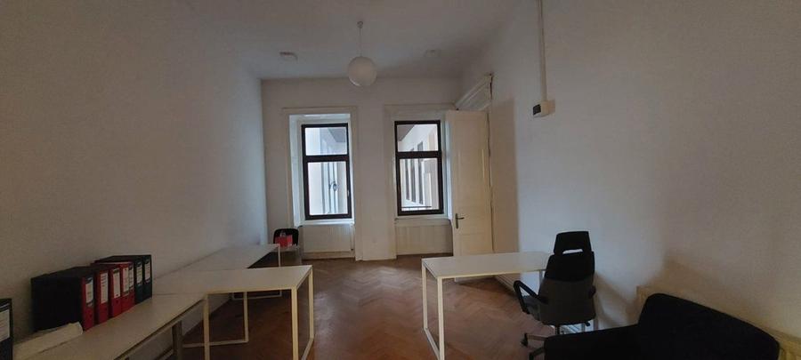 Birou, de 360 mp, în Ultracentral