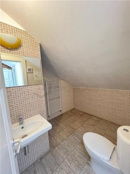 SPATII BIROURI - ZONA P-TA UNIRII - 13