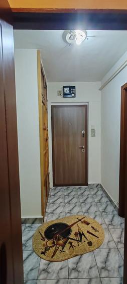 Inchiriez apartament 2 camere - 2