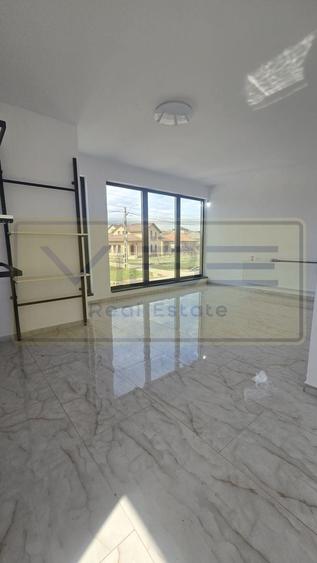 Spatiu 240mp Showroom / Magazin Industrial / Piese etc - 6