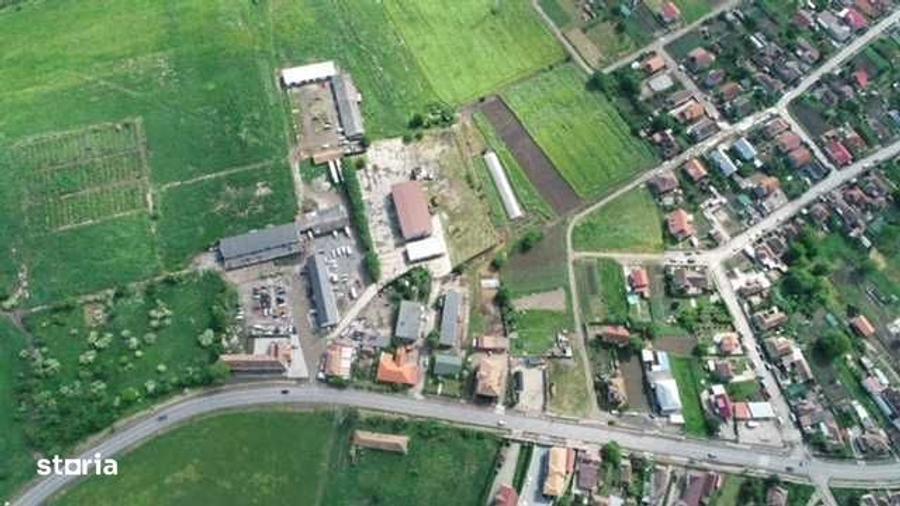 Teren de 2100 mp, în Central
