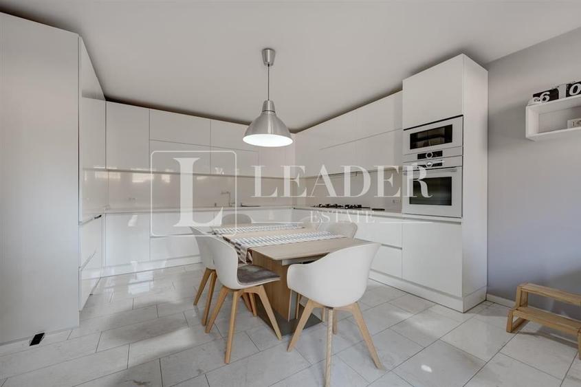 Vanzare vila consolidata si renovata | Parcul Circului - 9