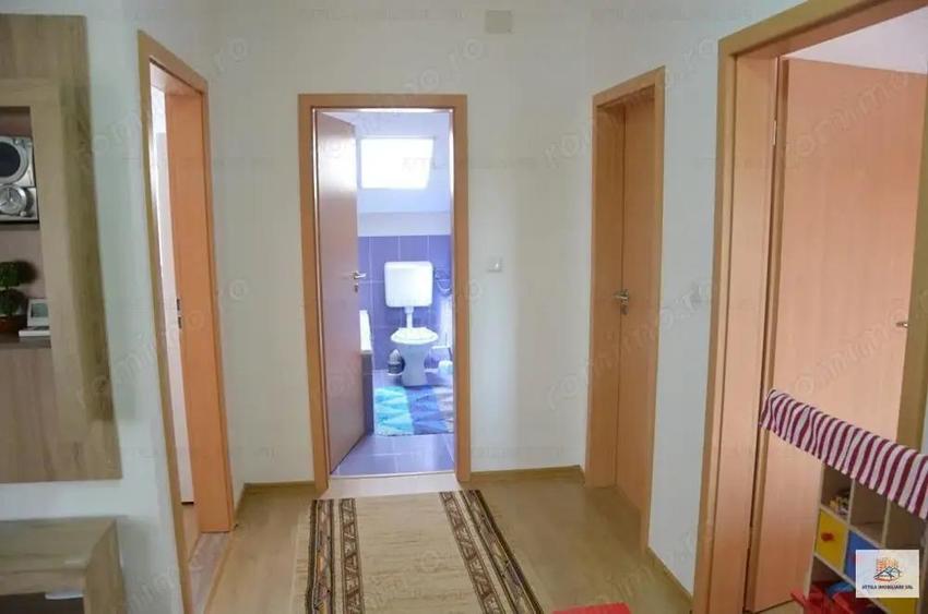 Proprietar 3 camere in Giroc 87000 euro - 1