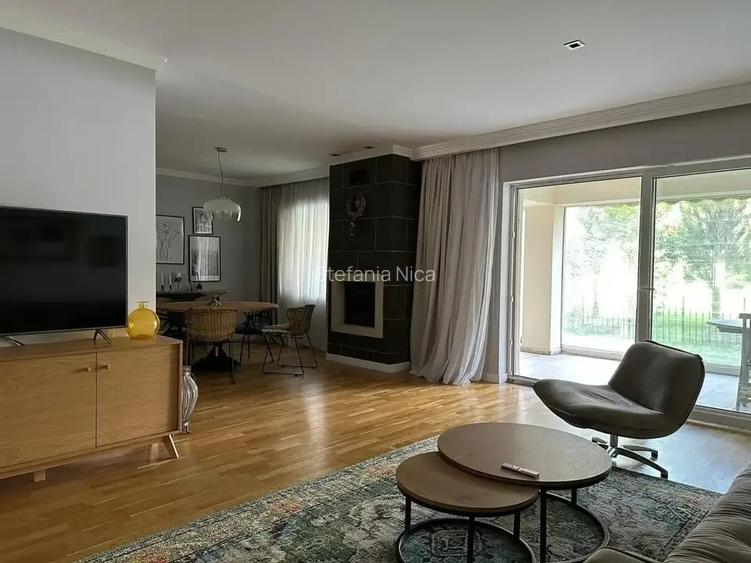 Apartament spațios 3 camere / Curte proprie/ Piscină - Scoala Americana Apartament spațios 3 camere / Curte proprie/ Piscină - Scoala Americana