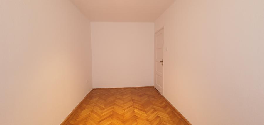 Vand apartament de 3 camere,etaj 1,zona Calea Dumbravii -Dioda - 9
