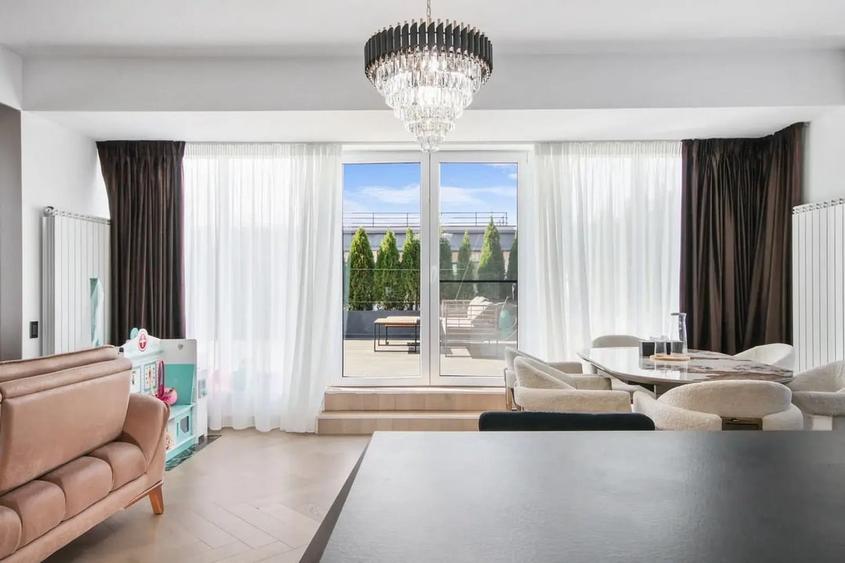 Luxury Penthouse by the Lake 3 Bedrooms | 3 Baths | 150mp Terraces - 8