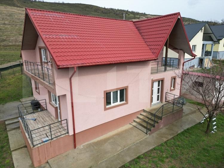 Casa de vanzare cu 5 camere, 180 mp, si 800 mp teren, zona Tomesti, Iasi - 1