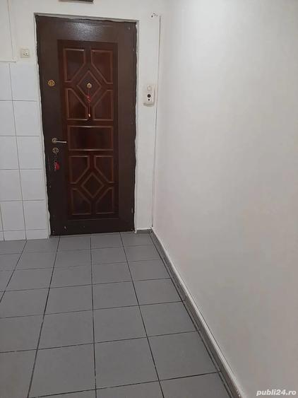 Vand apartament 2camere - 1
