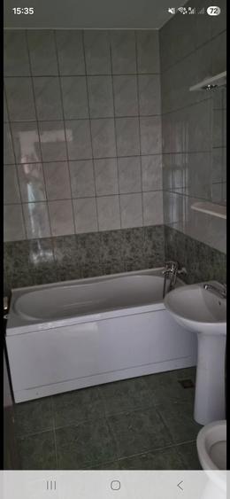 Apartament cu 3 camere decomandat - 2