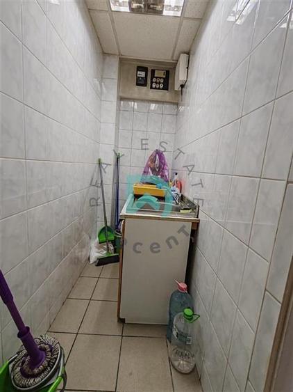 Spatiu comercial de vanzare  Brasov - 11