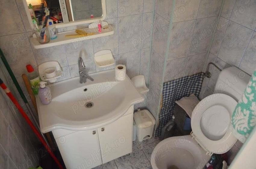 Vila de vacanta cu 7 camere situata in Busteni,semicentral. - 5