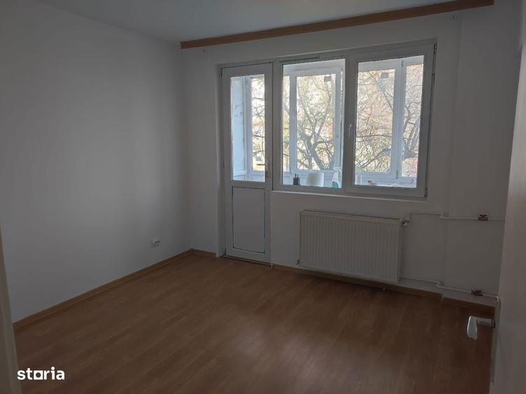 Inchiriez 2 camere, renovat, etaj 2 - Metrou P-ta Iancului - 6