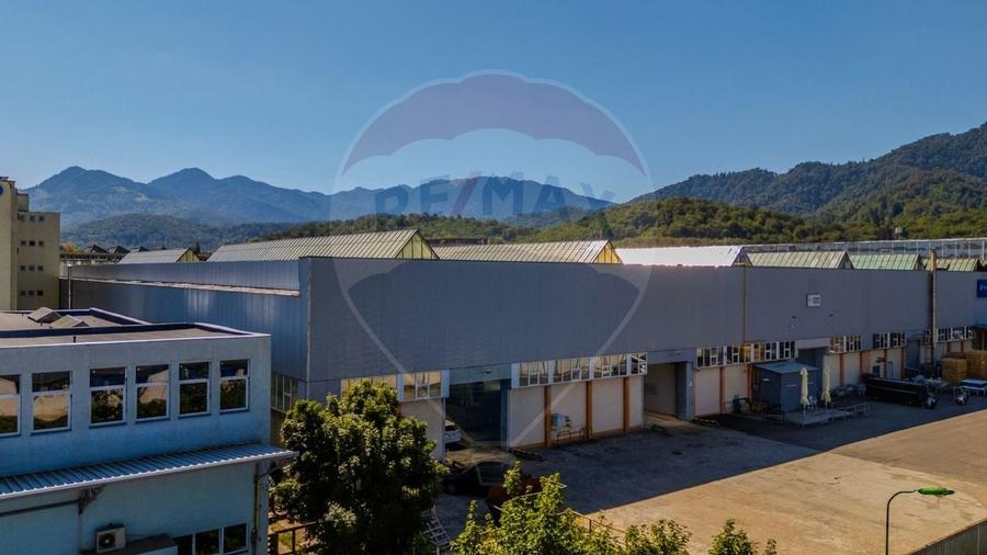 2 tronsoane hala |2 poduri rulante 10/18 T, Parcare, Productie\depozit - 3