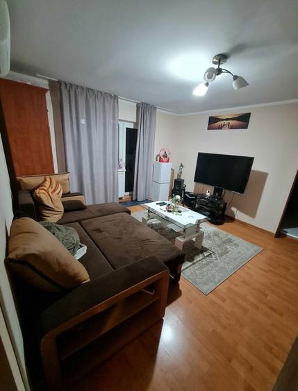 Apartament 2 camere de inchiriat pe termen lung in Sepsi, zona Strand. Dotat cu AC,mobilat. Ideal pentru un angajat la stat sau cuplu. - 8