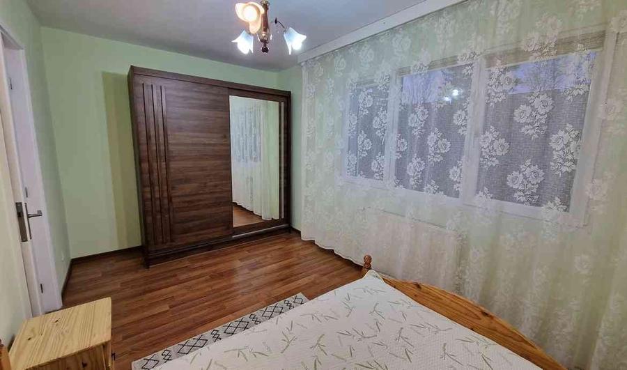 Chirie apartament 3 camere cu 2 balcoane zona Astra str.Neptun - 1