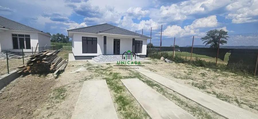 Casa Mihaesti/ 3 Camere - 1