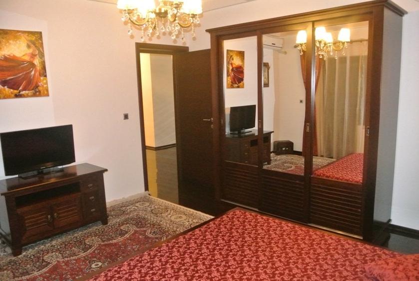 Casa cu arhitectura si finisaje deosebite, zona Trivale, teren 750mp, piscina - 14