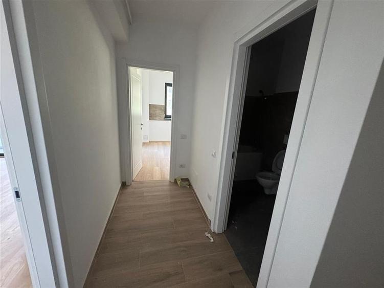 Garsoniera 43.50 mp  parter, vedere spre lac, comision 0 % - 6