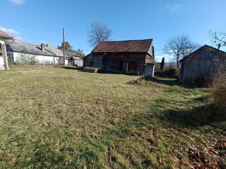 Casa de vanzare in Subcetate - 1