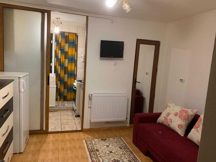 Garsoniera cf.3 -Electronicii, sec 2- pt d-na 45-65 ani - 5