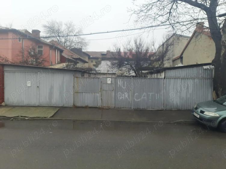 Teren cu garaj Eroii Revolutiei - 1