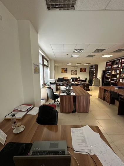 Spatiu Comercial zona Aradului - 4 locuri de parcare - 4