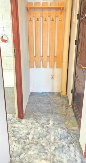 Apartament 1 camera decomandat, etaj 1/4, centrala, balcon inchis, geam la baie - 6