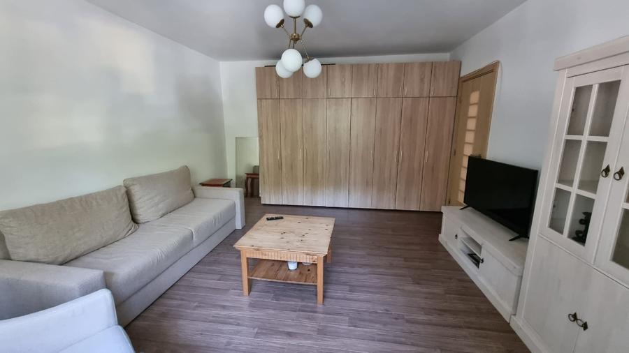 Apartament 2 camere de vanzare parc Sebastian, direct proprietar - 1