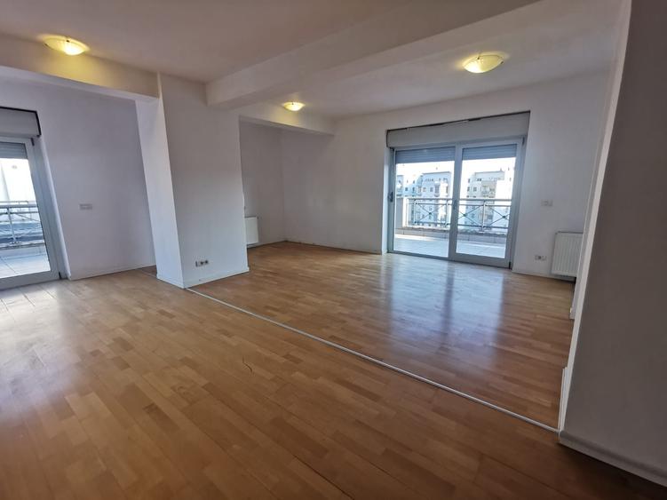 De inchiriat penthouse cu 4 camere – Complexul The Ring - 2