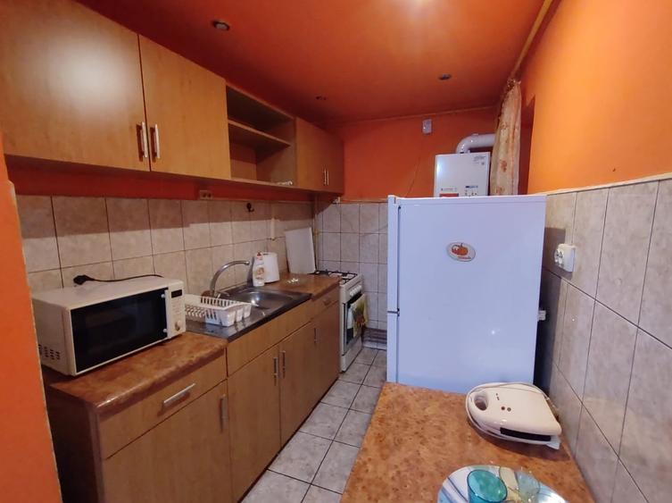 La 5 minute de Piata Verde, in zona Aradului- cu centrala gaz - 11