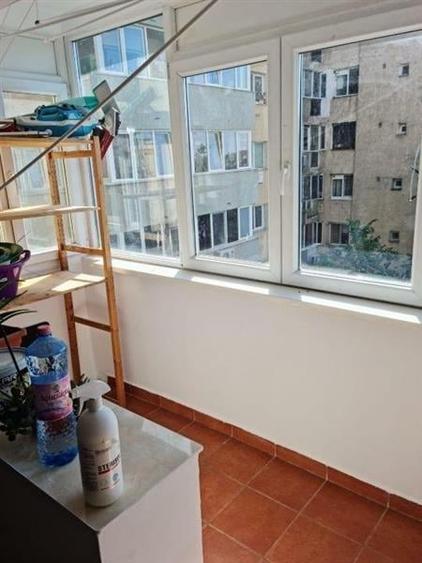 Vanzare apartament 3 camere Lacul Tei - 5