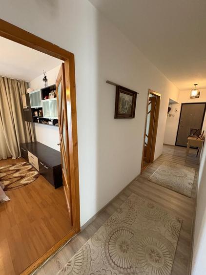 Apartament 4 camere Baza 3 - 5