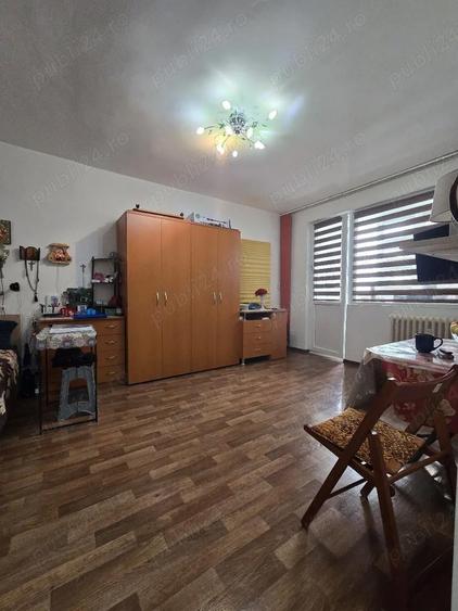 Garsoniera decomandat balcon Dristor Ramnicul Sarat - 6