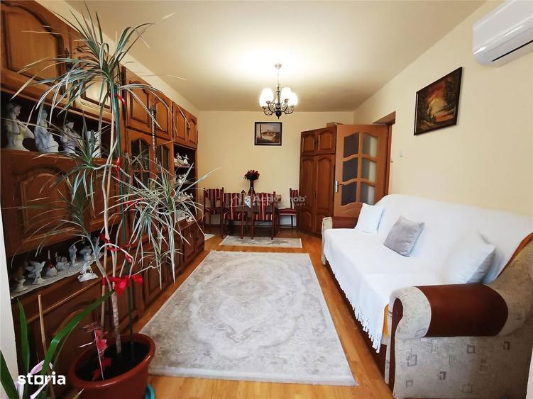 Apartament 2 camere in zona centrala Moldova Noua - 7