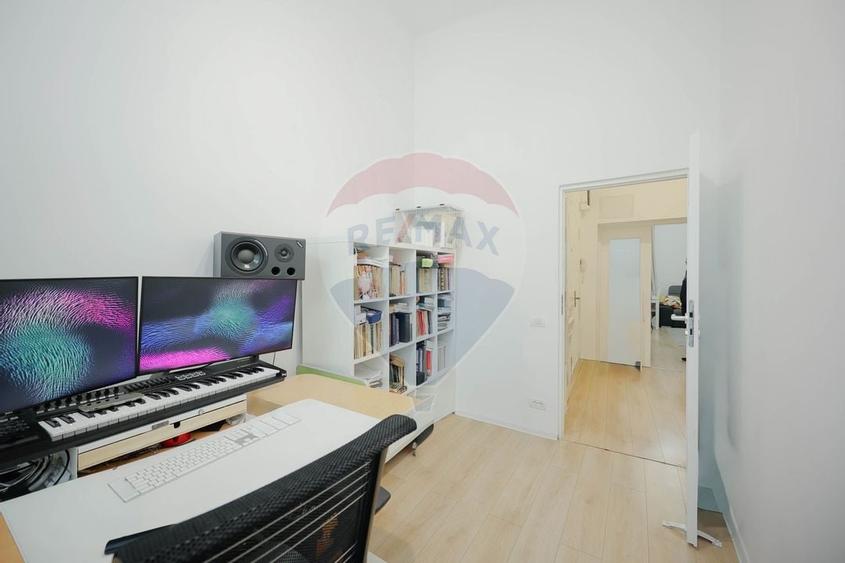 Apartament cu 3 camere de vânzare, clădire istorică, ultracentral - 8