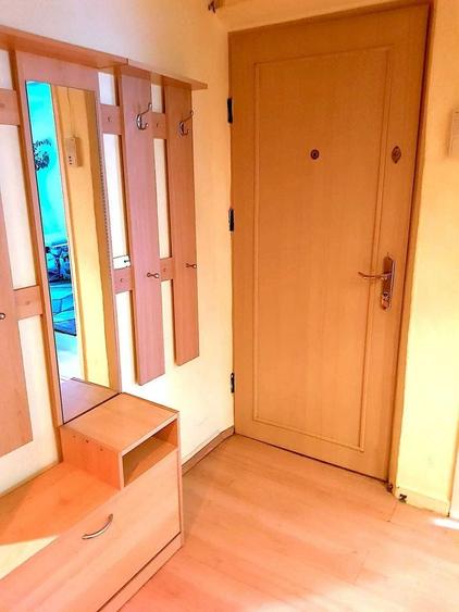 De vanzare apartament cu 3 camere , Aparatorii Patriei sector4 - 2