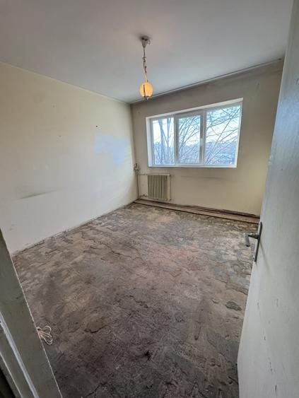 Apartament 2 camere, cf 1 semidec, etaj 4/4, Democratiei - 4