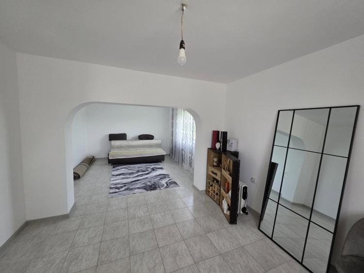CASA DE VANZARE IN TORTOMAN - 9
