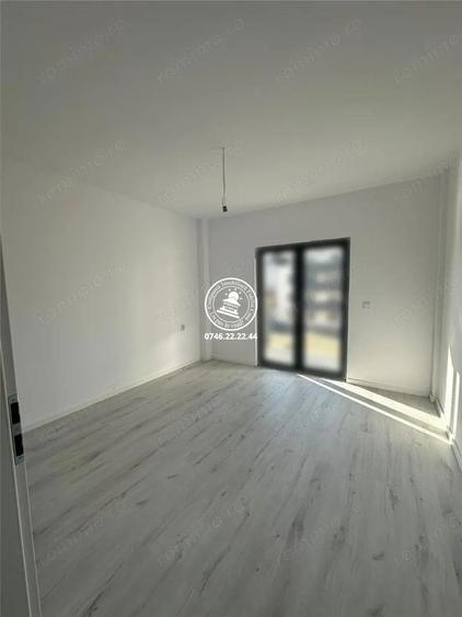 Apartament 3 camere de vanzare, open-space - Vi #537;ani COMISION 0% - 5