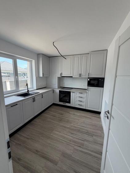 Casă cu 3 camere cu Teren 300 Mp în Central