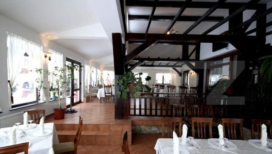 Oferta unica: pensiune ?i teren generos de 16000 mp in - 14